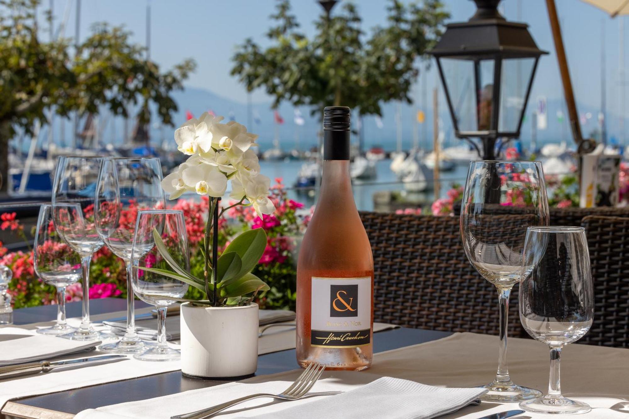 Romantik Hotel Mont Blanc Au Lac Morges Exteriör bild
